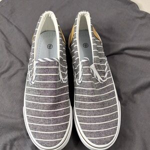 Women's Slip-On Striped Canvas Sneakers - Gray & White